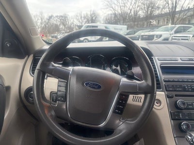 2011 Ford Taurus SEL