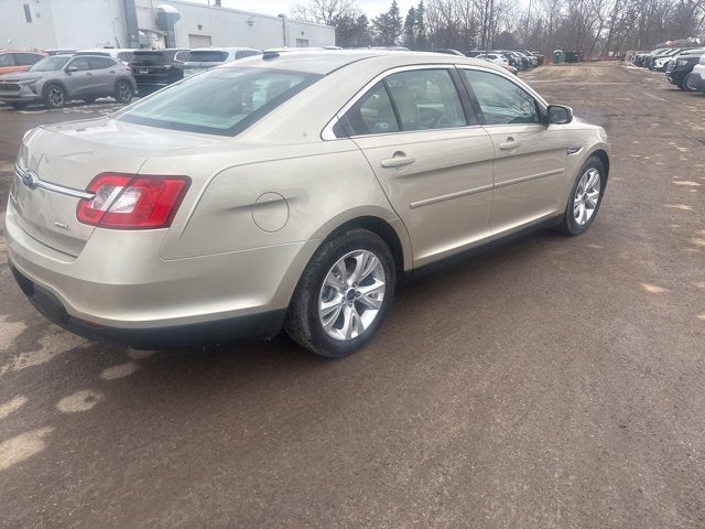 2011 Ford Taurus SEL