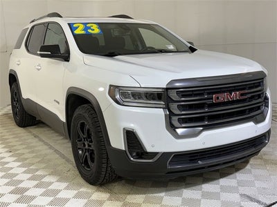 2023 GMC Acadia AT4