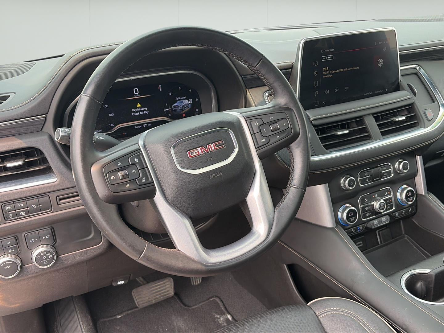 2023 GMC Yukon SLT