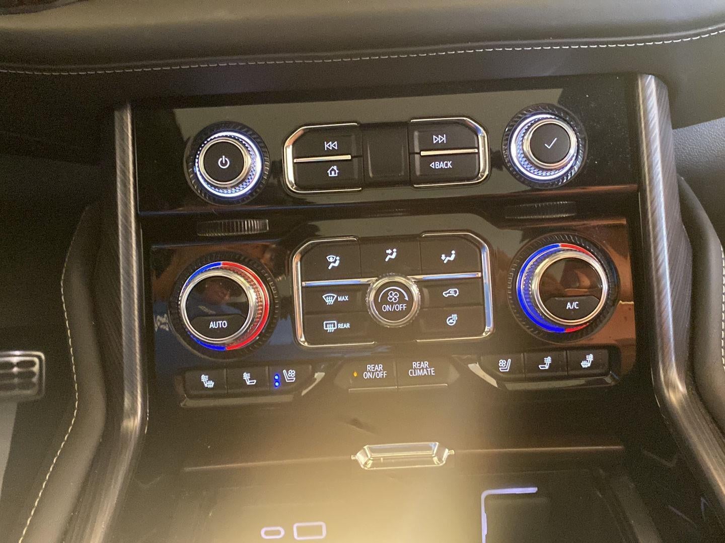 2023 GMC Yukon Denali Ultimate
