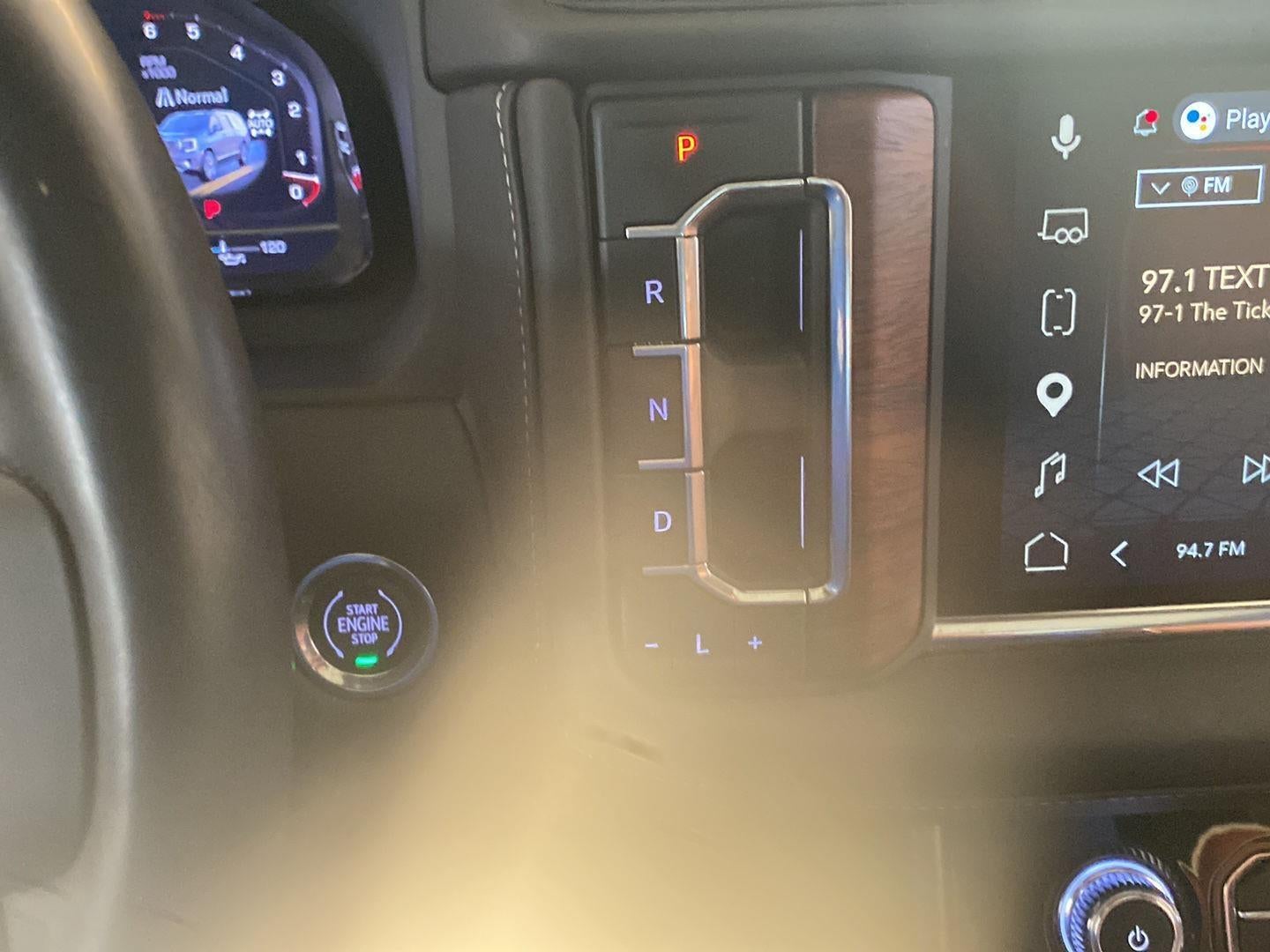 2023 GMC Yukon Denali Ultimate
