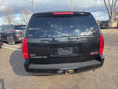 2011 GMC Yukon XL SLT