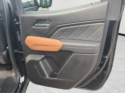 2023 GMC Canyon 4WD AT4