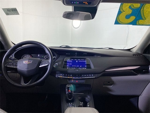 2023 Cadillac XT4 Luxury
