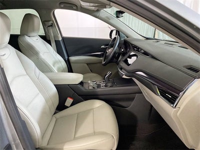 2023 Cadillac XT4 Luxury