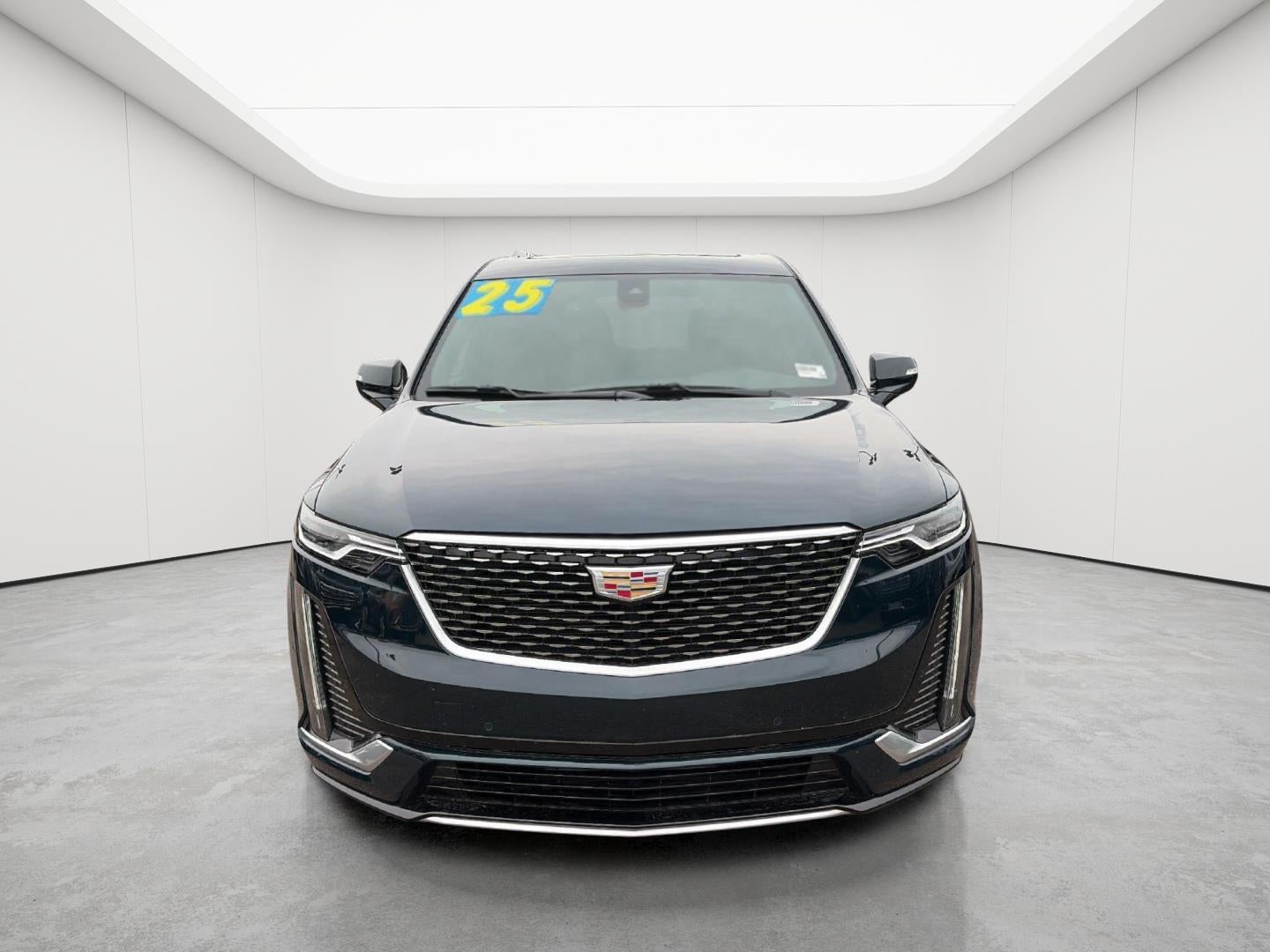 2025 Cadillac XT6 Luxury