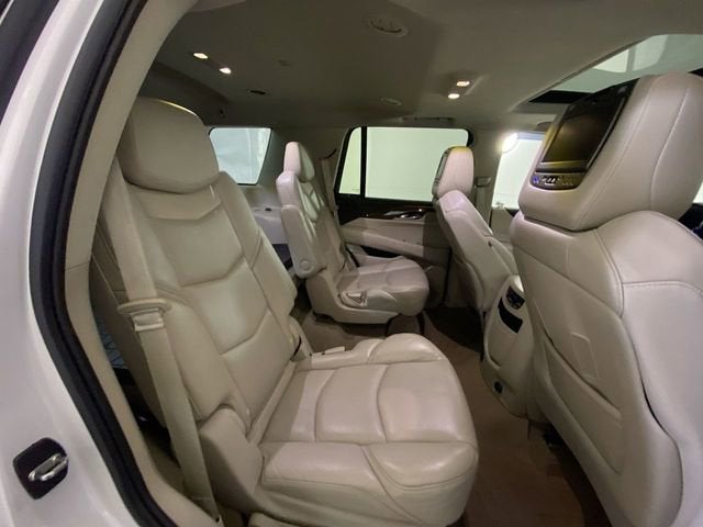 2018 Cadillac Escalade Luxury