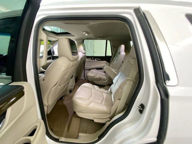 2018 Cadillac Escalade Luxury