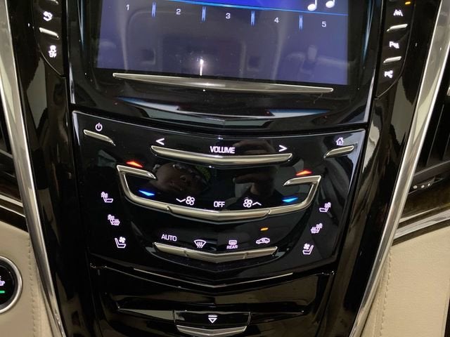 2018 Cadillac Escalade Luxury