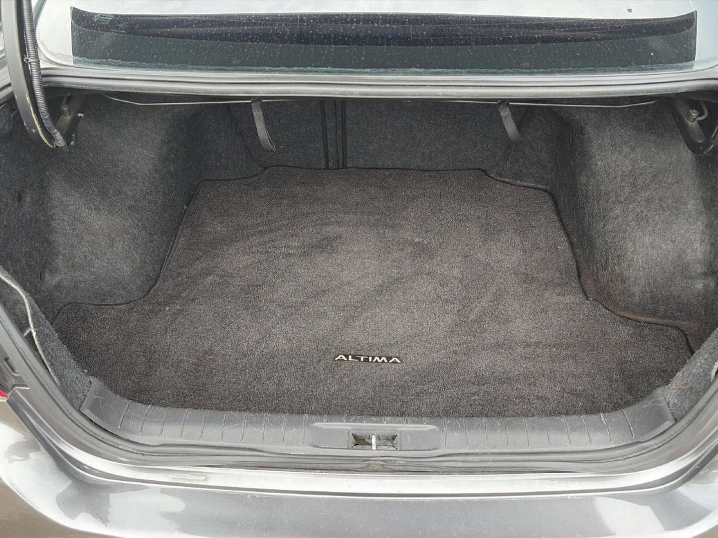 2016 Nissan Altima 2.5 SR