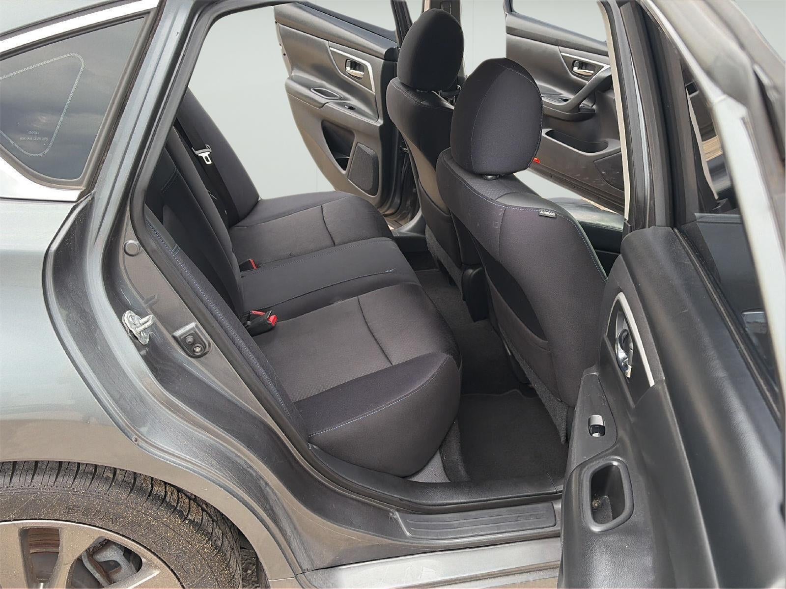 2016 Nissan Altima 2.5 SR