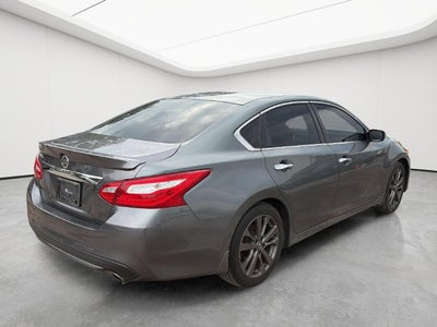 2016 Nissan Altima 2.5 SR