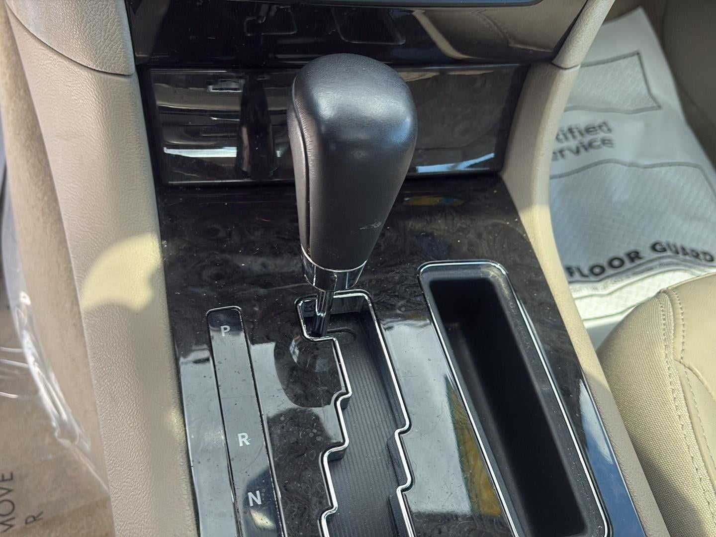 2011 Chrysler 300 Limited