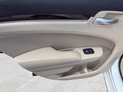 2011 Chrysler 300 Limited