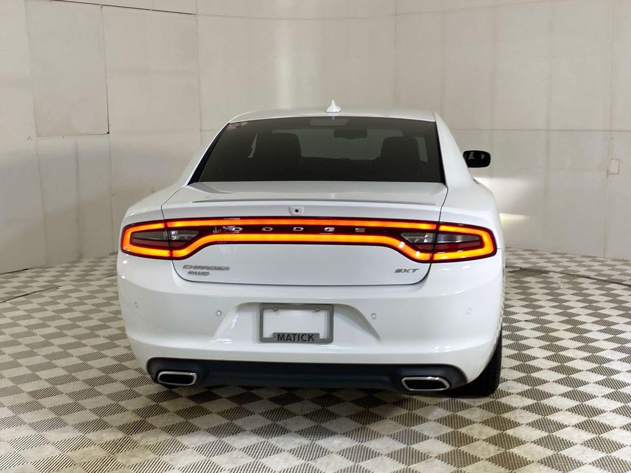 2016 Dodge Charger SXT