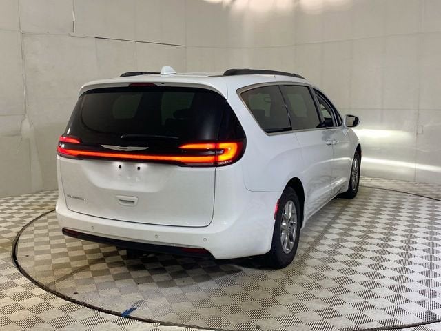2021 Chrysler Pacifica Touring
