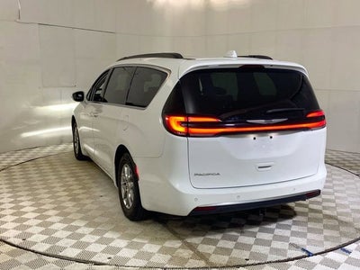 2021 Chrysler Pacifica Touring