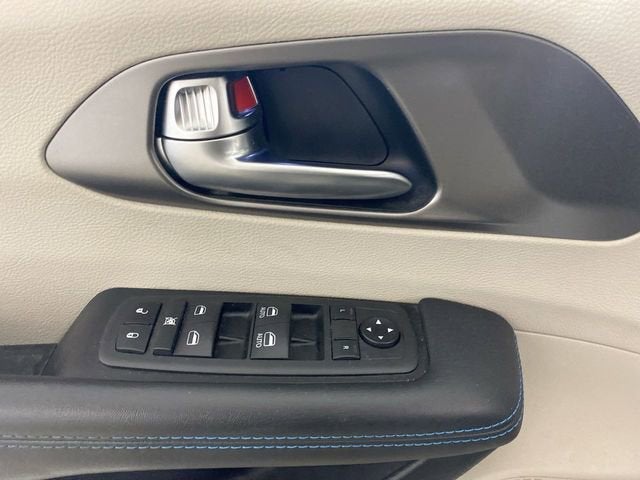 2021 Chrysler Pacifica Touring