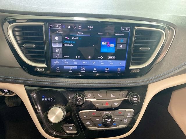 2021 Chrysler Pacifica Touring