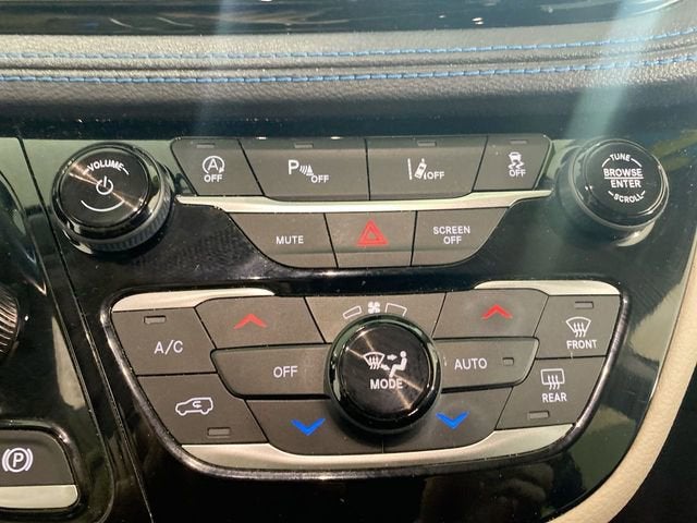 2021 Chrysler Pacifica Touring