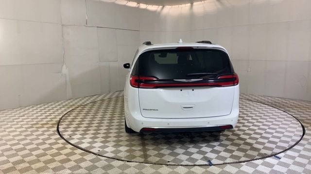 2021 Chrysler Pacifica Touring