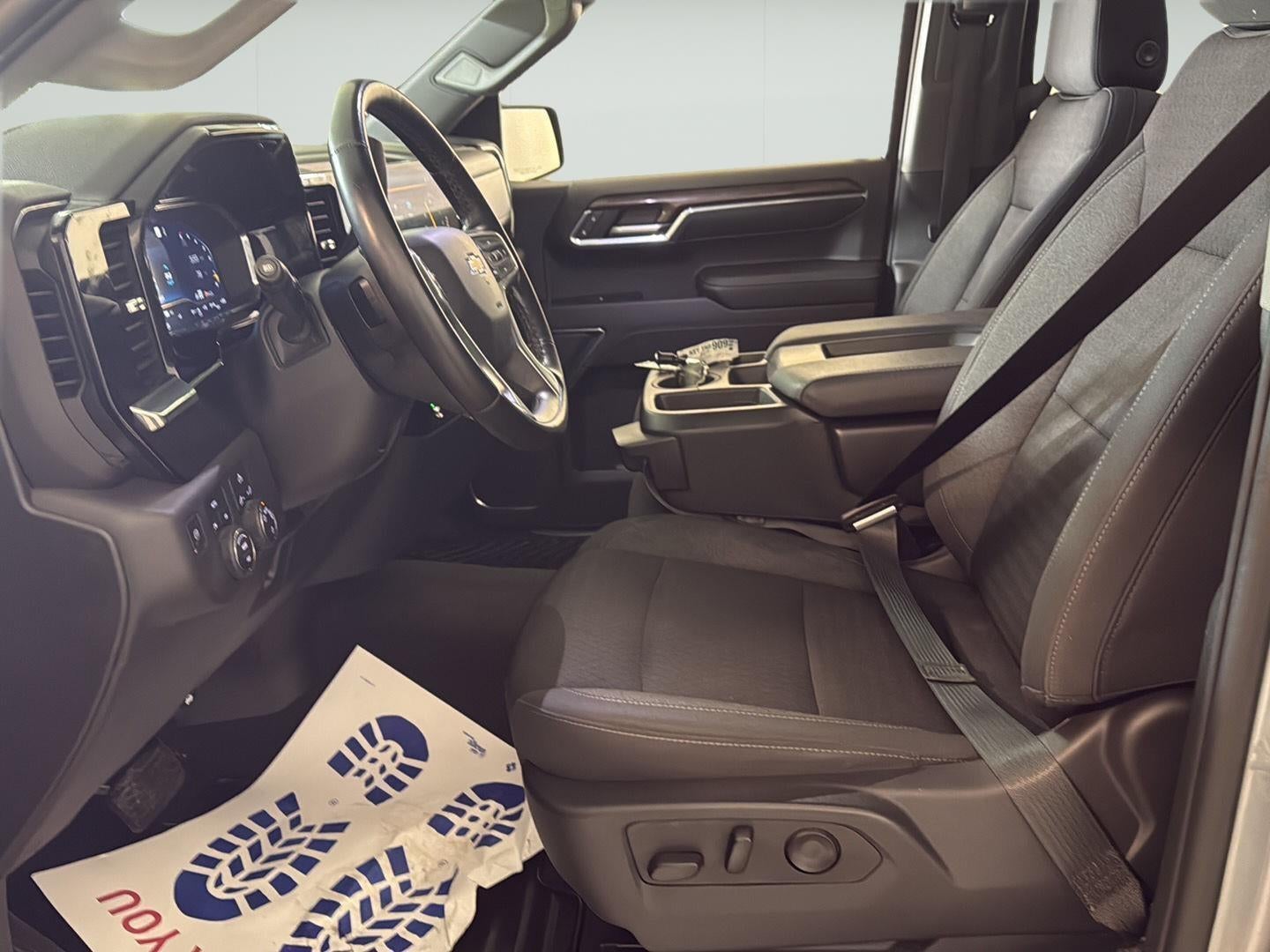 2023 Chevrolet Silverado 1500 LT (2FL)