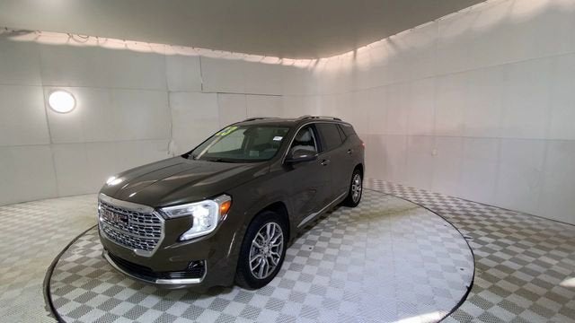2023 GMC Terrain Denali
