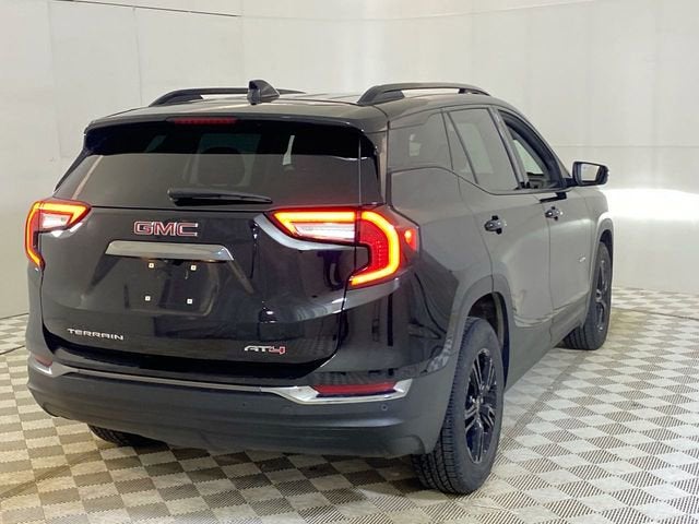 2022 GMC Terrain AT4