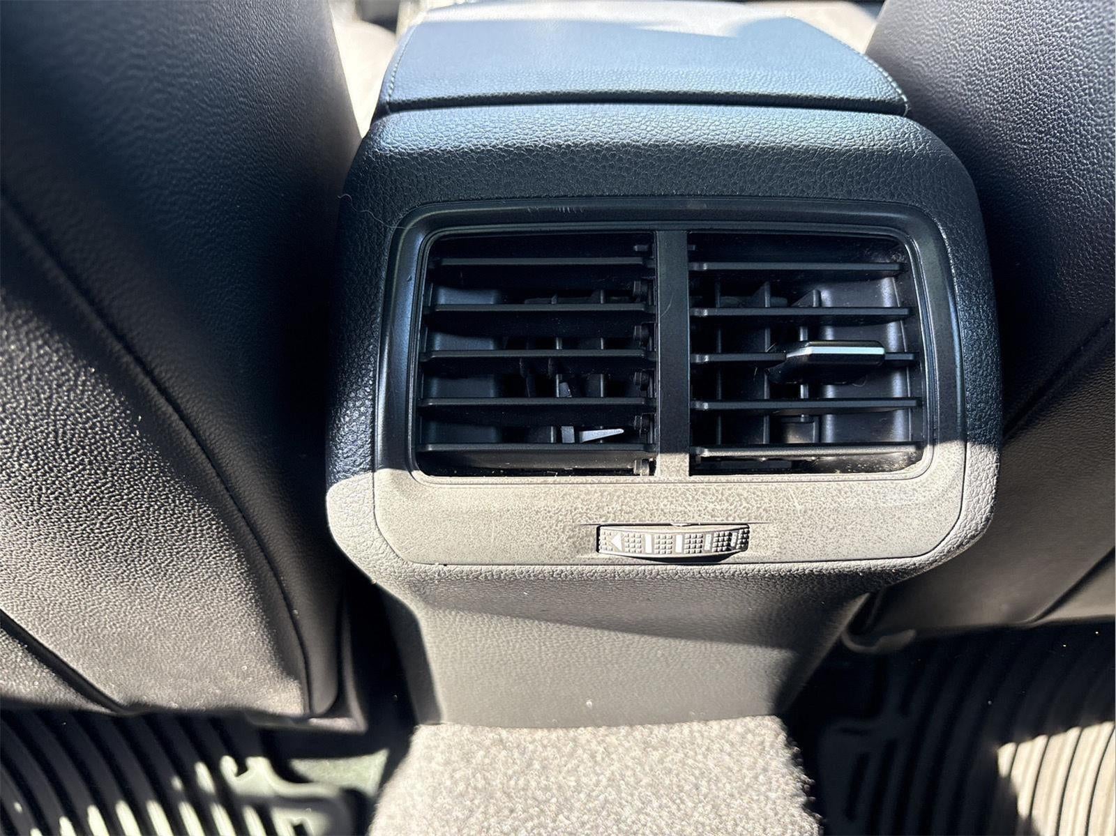 2017 Volkswagen Golf SportWagen S
