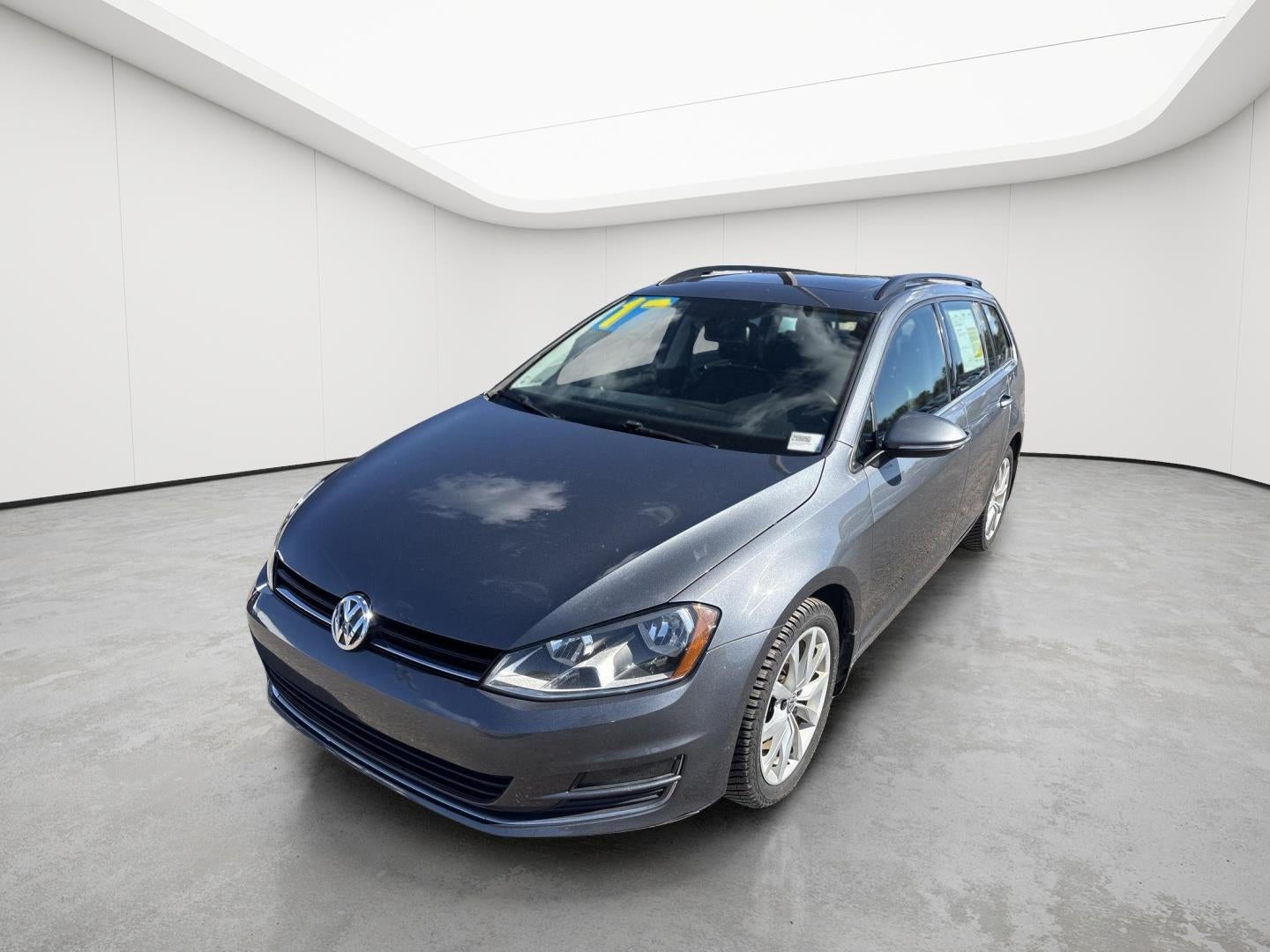 2017 Volkswagen Golf SportWagen S