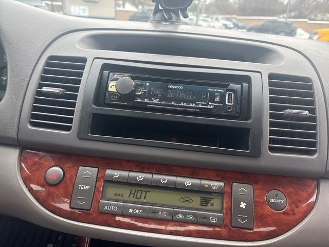 2003 Toyota Camry LE