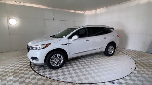 2020 Buick Enclave Essence