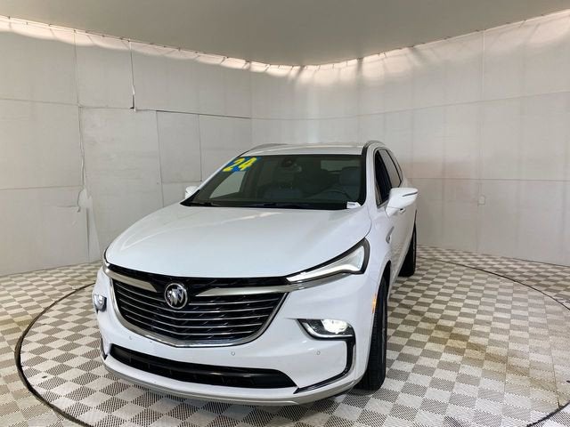 2024 Buick Enclave Essence