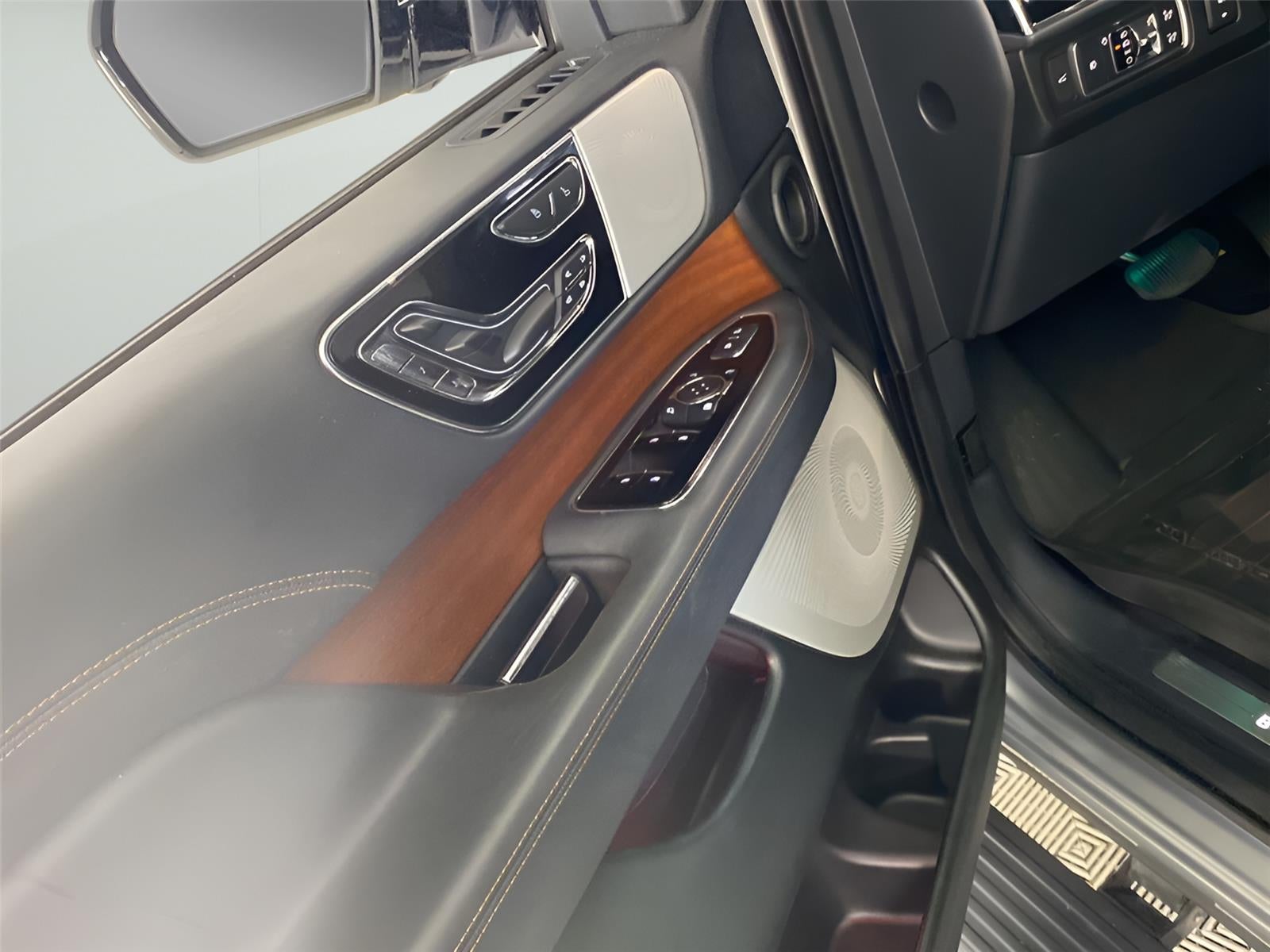2023 Lincoln Navigator Black Label