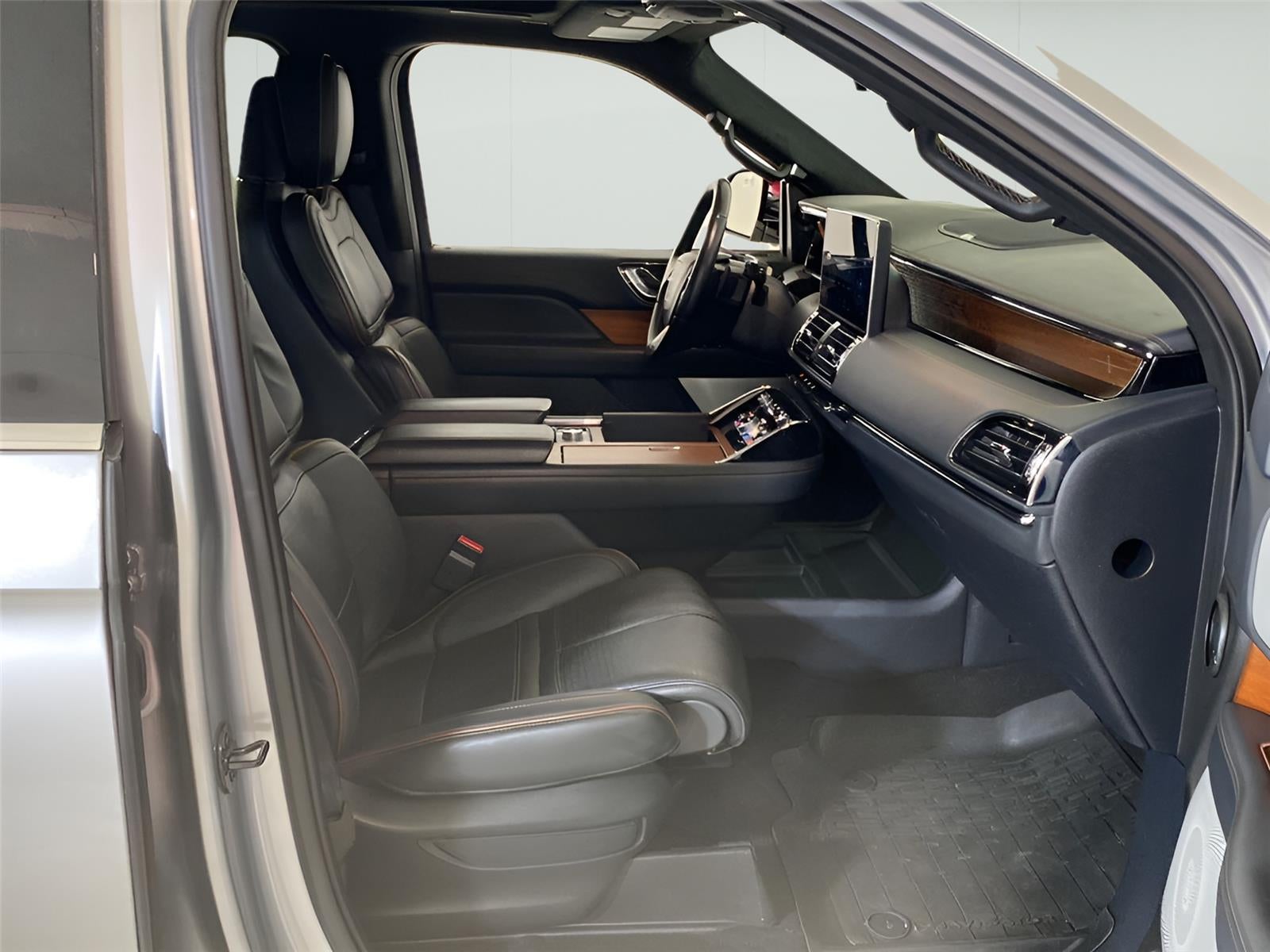 2023 Lincoln Navigator Black Label