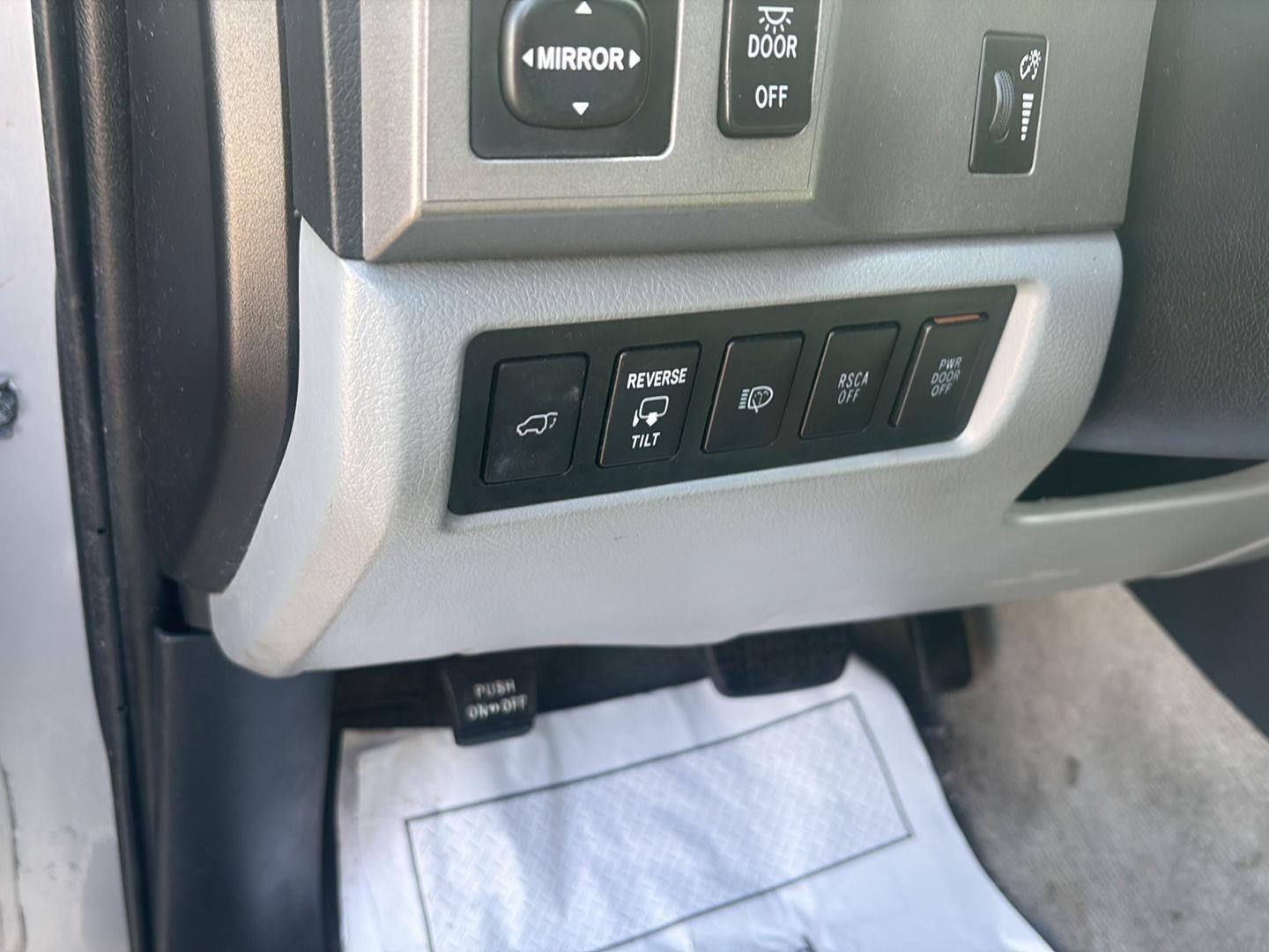 2010 Toyota Sequoia Platinum 5.7L V8