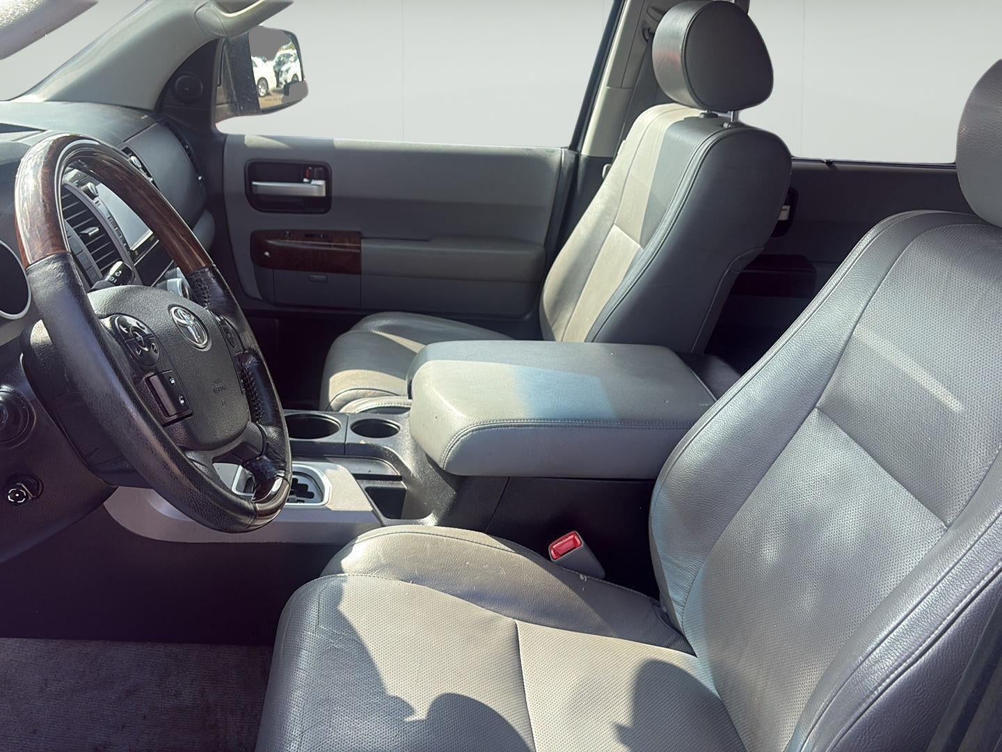 2010 Toyota Sequoia Platinum 5.7L V8