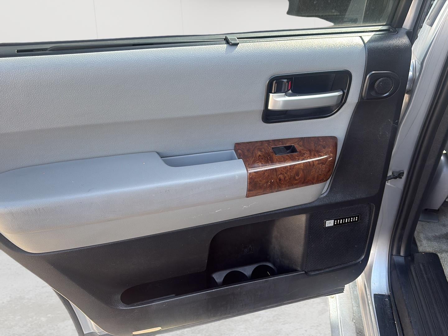 2010 Toyota Sequoia Platinum 5.7L V8