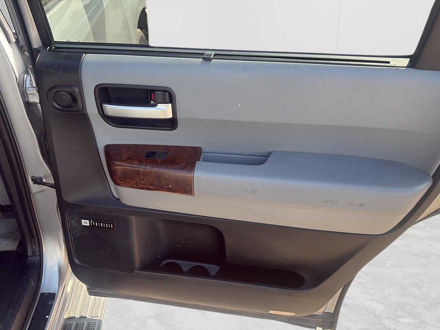 2010 Toyota Sequoia Platinum 5.7L V8