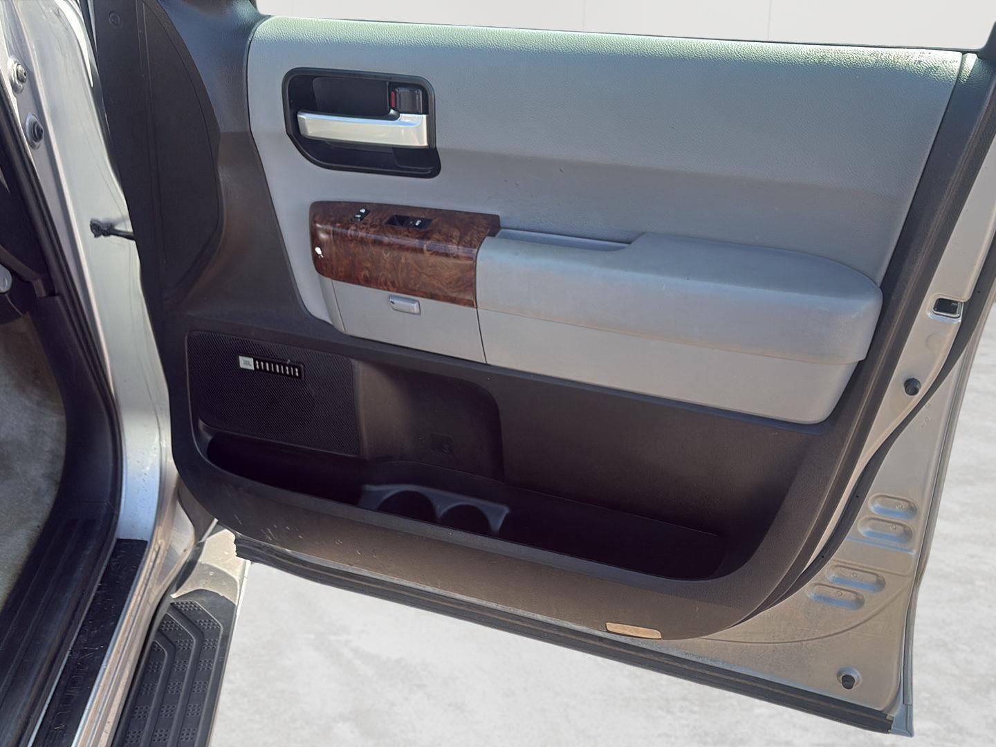 2010 Toyota Sequoia Platinum 5.7L V8