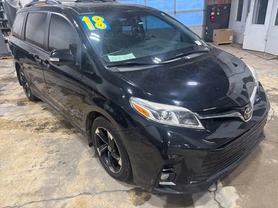2018 Toyota Sienna XLE