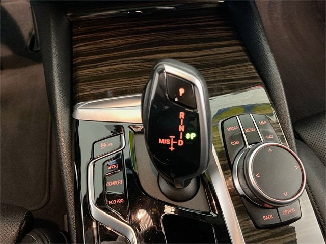 2023 BMW 5 Series 530i