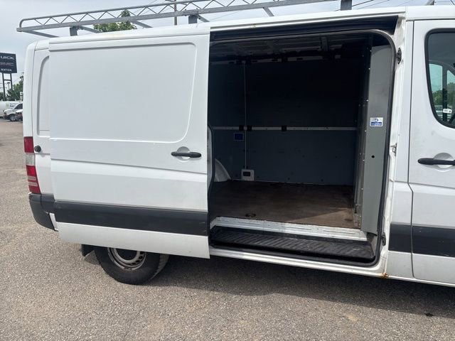 2014 Freightliner Sprinter Cargo Vans 2500 144-in. WB