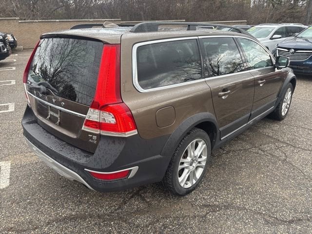 2016 Volvo XC70 T5 Platinum
