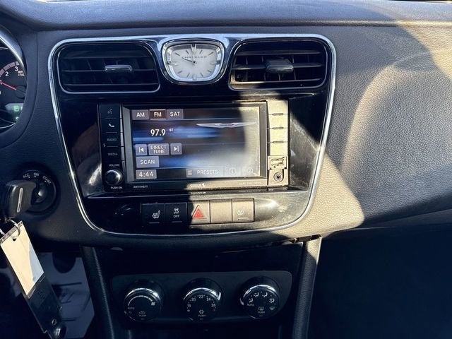 2013 Chrysler 200 Limited