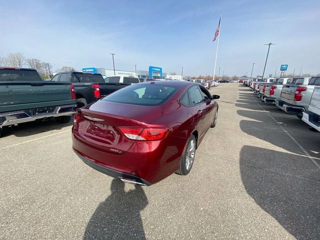 2016 Chrysler 200 S