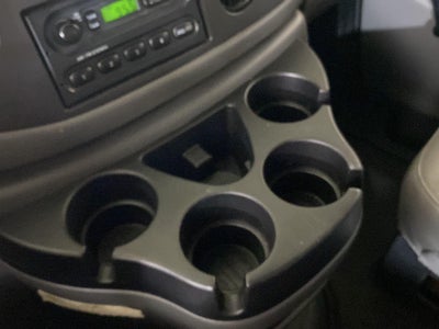 2006 Ford Econoline Wagon XL