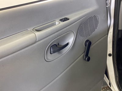 2006 Ford Econoline Wagon XL