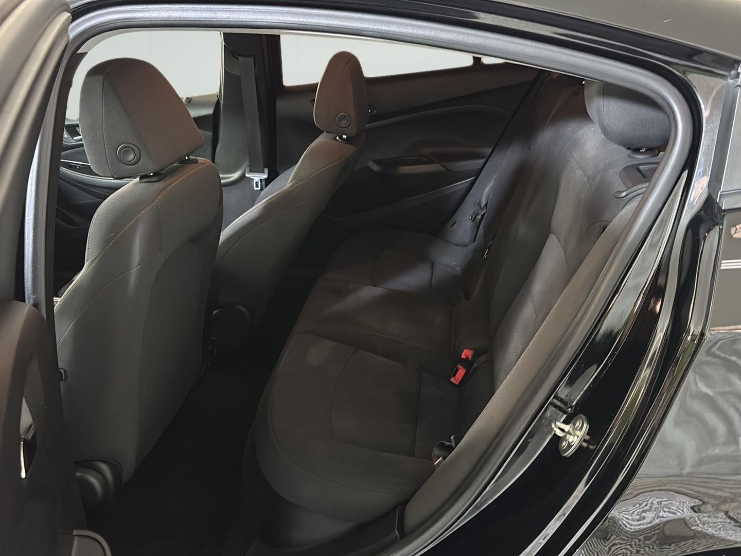 2019 Chevrolet Cruze LS